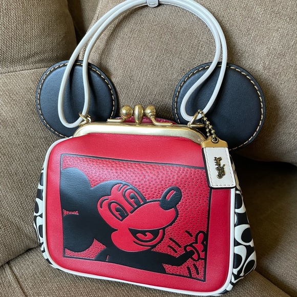 Disney X coach Mickey Mouse Ears BAG KISSLOCK limited Edition Rare Versatile - Picture 12 of 13